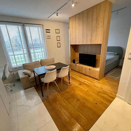 Time&House Pileckiego Przy Centrum Onkologi I Klinice Novum Apartament Na Wylacznosc Pokoj,Sypialnia,Lozko, Lazienka,Kuchnia Διαμέρισμα Βαρσοβία Εξωτερικό φωτογραφία
