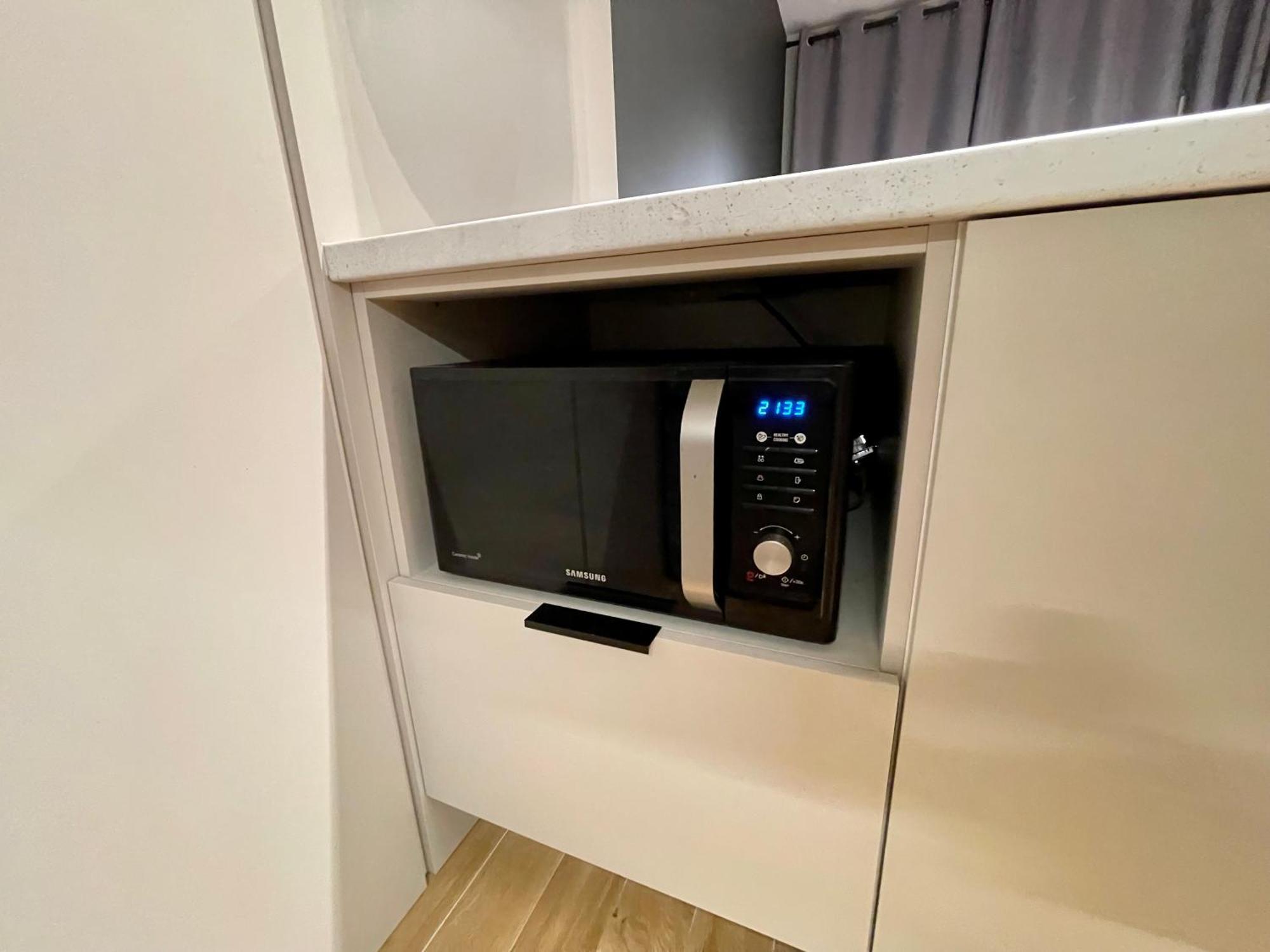Time&House Pileckiego Przy Centrum Onkologi I Klinice Novum Apartament Na Wylacznosc Pokoj,Sypialnia,Lozko, Lazienka,Kuchnia Διαμέρισμα Βαρσοβία Εξωτερικό φωτογραφία